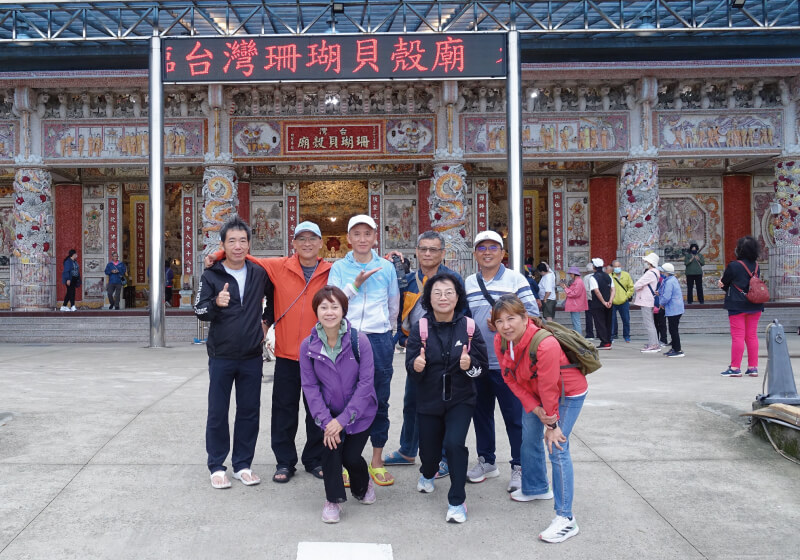 從台南跑進台北的三天兩夜｜總統府打卡、西門町夜遊、北投泡湯的賓士九人座輕旅行的第4張圖片