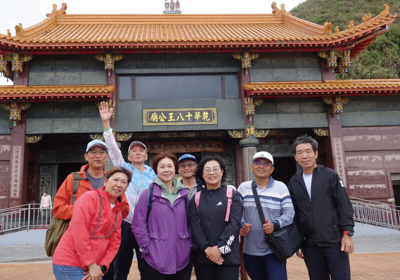 從台南跑進台北的三天兩夜｜總統府打卡、西門町夜遊、北投泡湯的賓士九人座輕旅行的第5張圖片