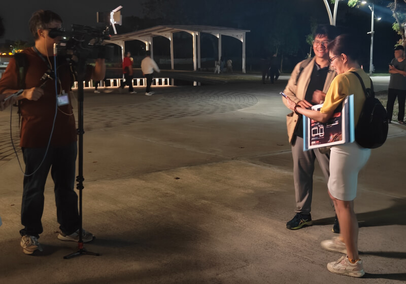 跟著電視記者衝現場：從熱博到燈會直播，一趟高效率的屏東移動任務的第4張圖片